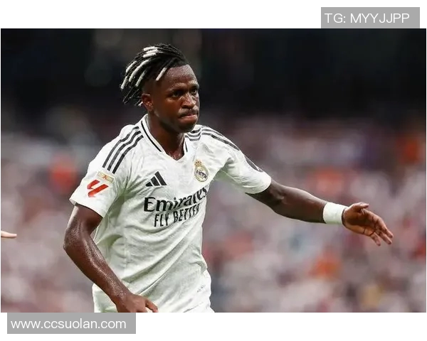 皇马历史上最著名的黑人球星是谁 他为球队带来了哪些辉煌时刻